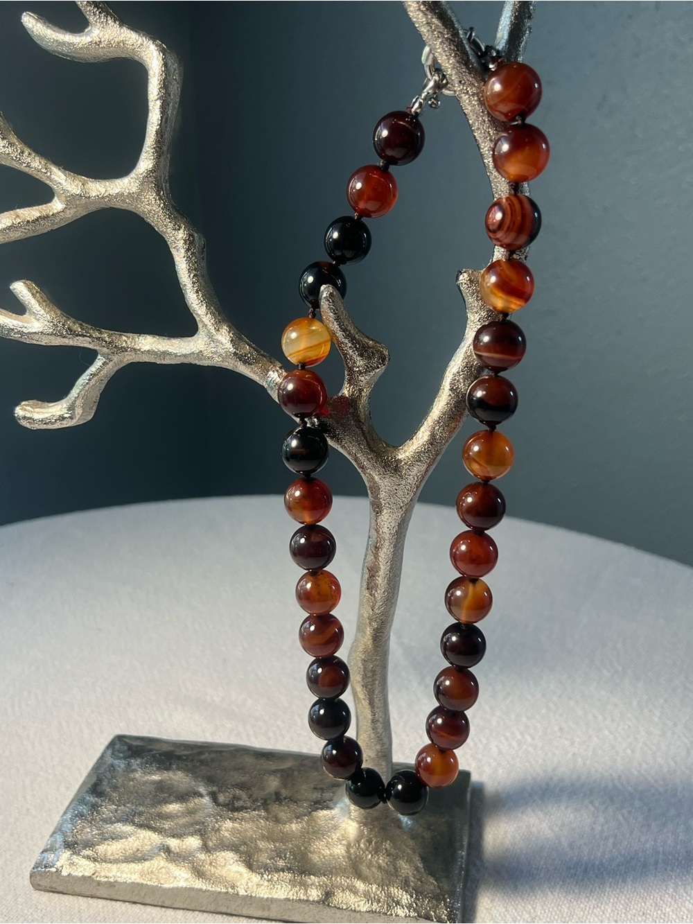 Vintage Hand-Knotted Agate, Carnelian & Black Onyx Gemstone Bead Necklace 20” 11